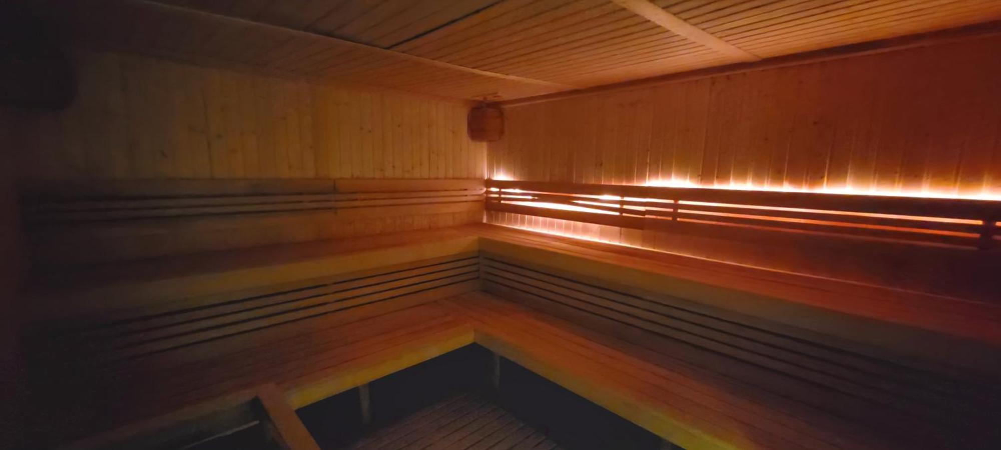 Appartamento Soleggiato Z Basenem Dziwnów Buitenkant foto